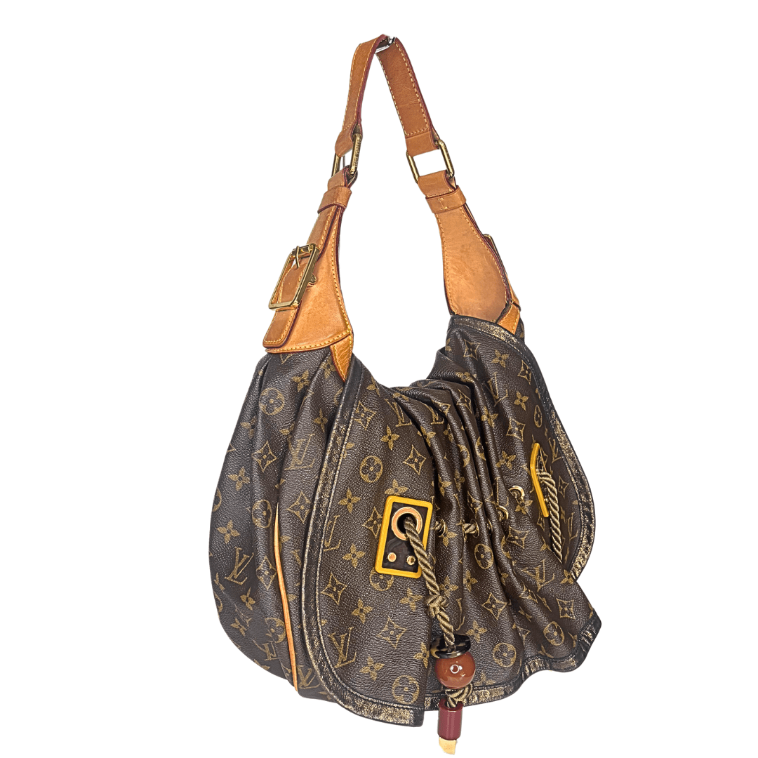 Louis Vuitton Monogram Kalahari GM