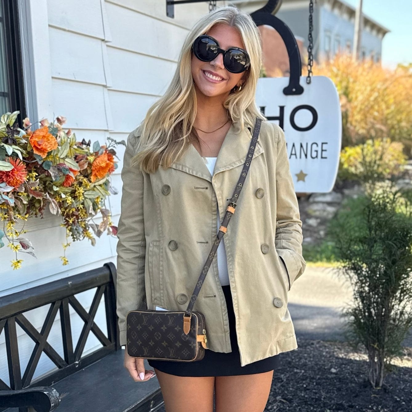 Louis Vuitton Monogram Pochette Marly Bandouliere Crossbody