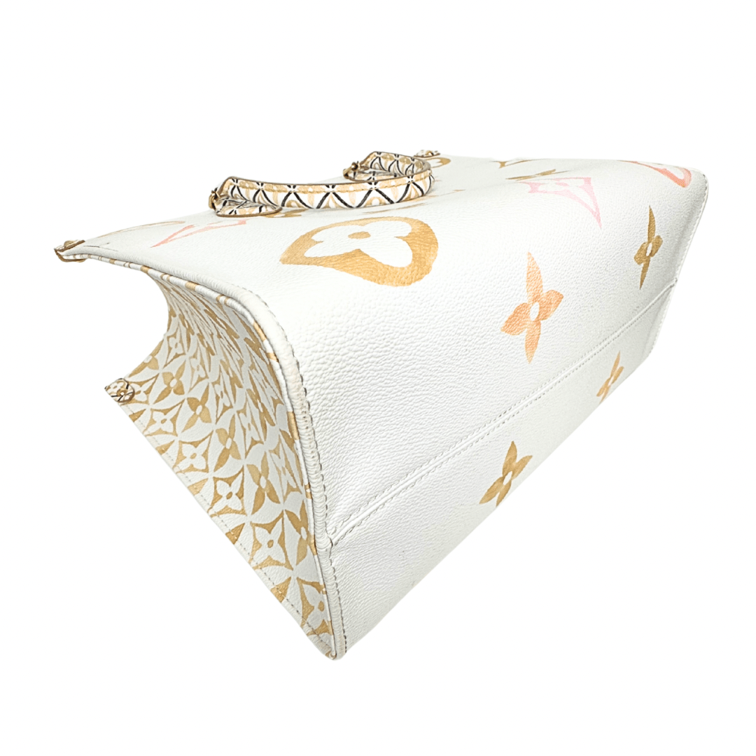 Louis Vuitton 2023 Giant Monogram OnTheGo MM