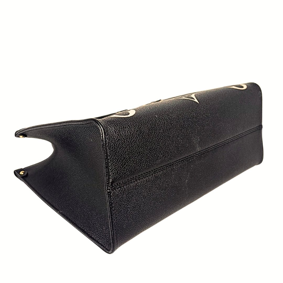 Louis Vuitton Monogram Giant OnTheGO MM