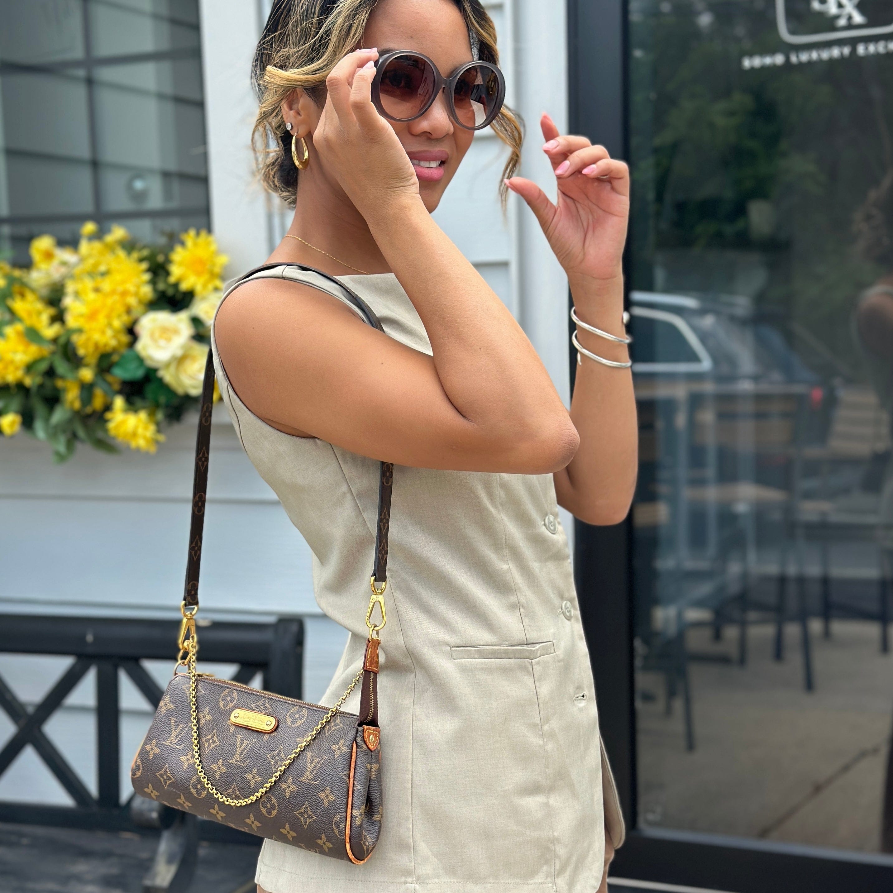 Louis Vuitton Monogram Eva Pochette