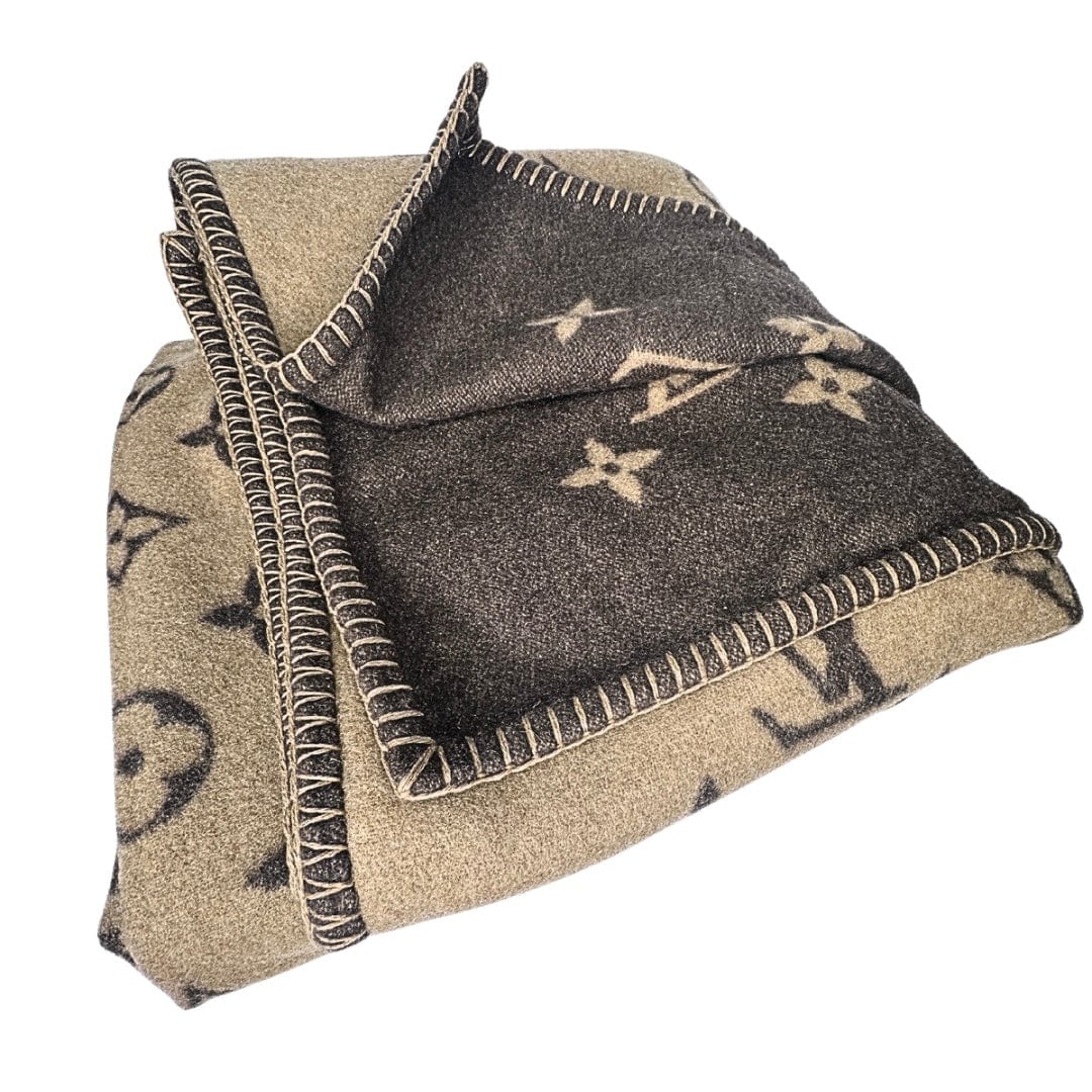 Louis Vuitton Neo Monogram Throw Blanket