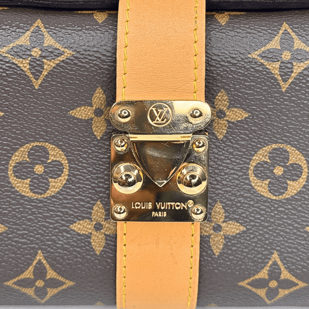 Louis Vuitton Monogram Pochette Mia