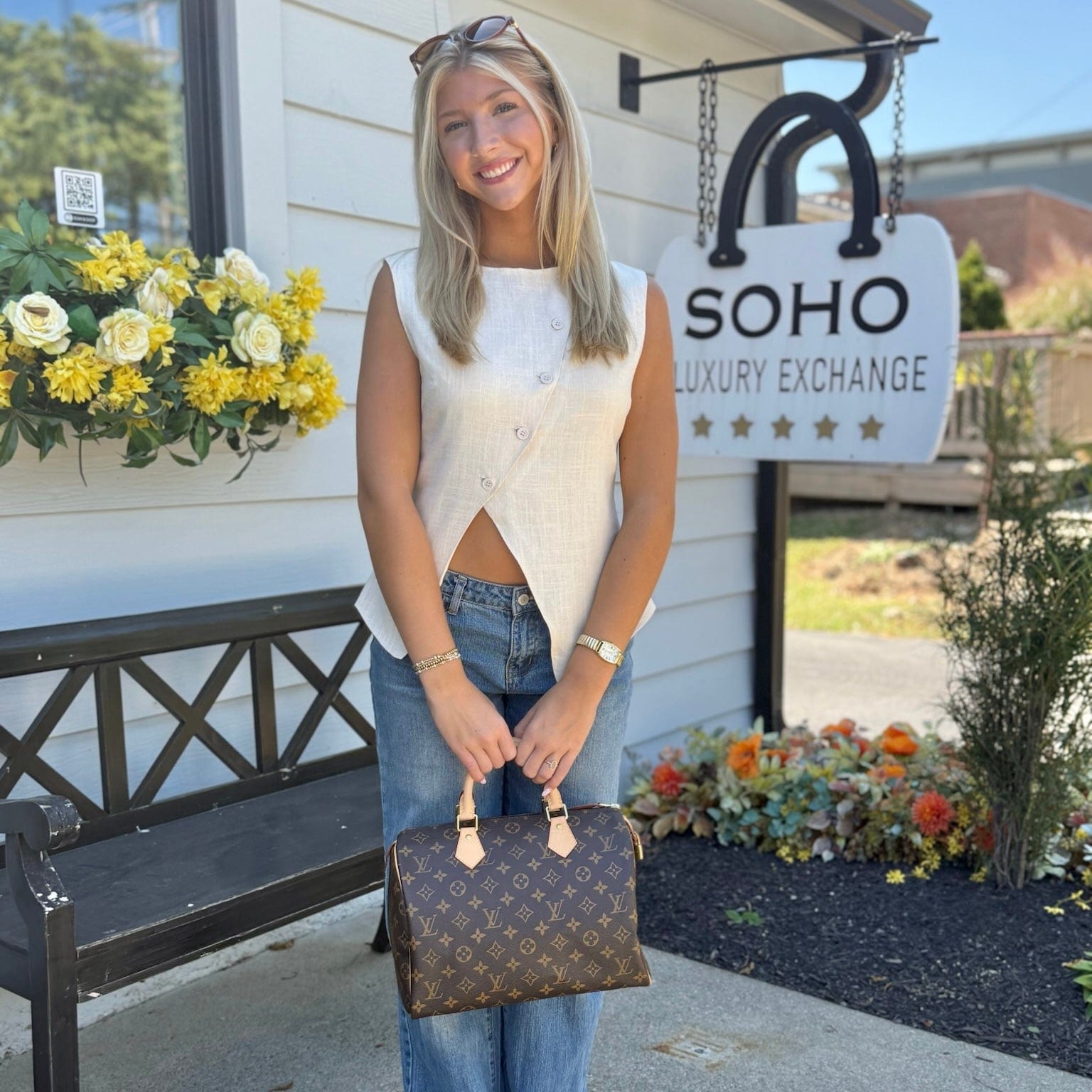 Louis Vuitton Monogram Speedy 30