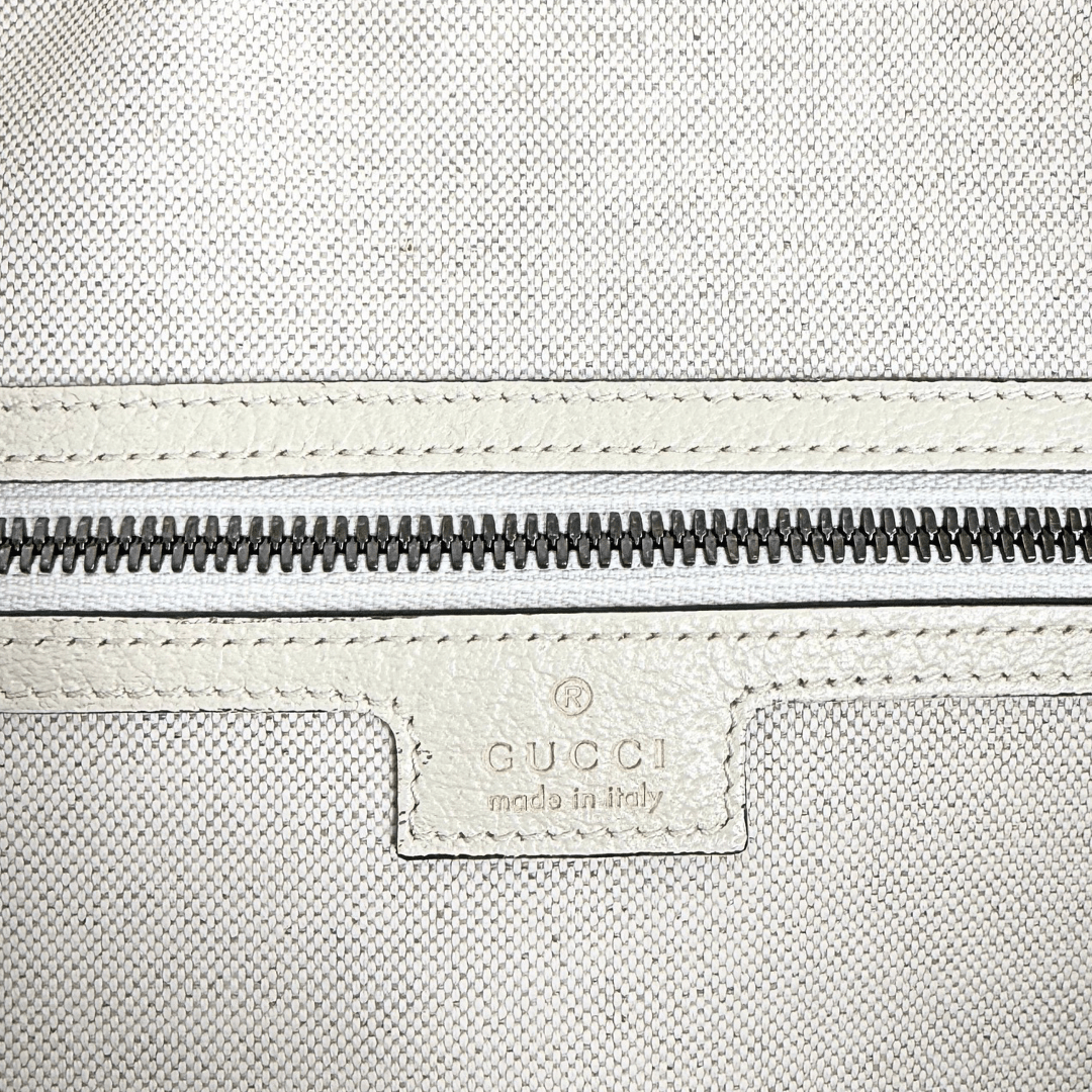 Gucci GG Supreme White Savoy Duffel