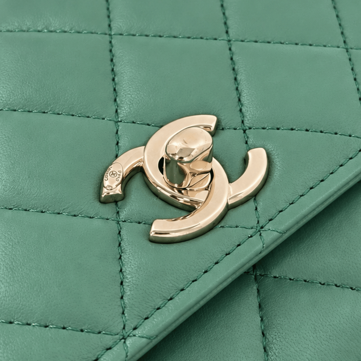 Chanel Trendy CC Wallet on Chain