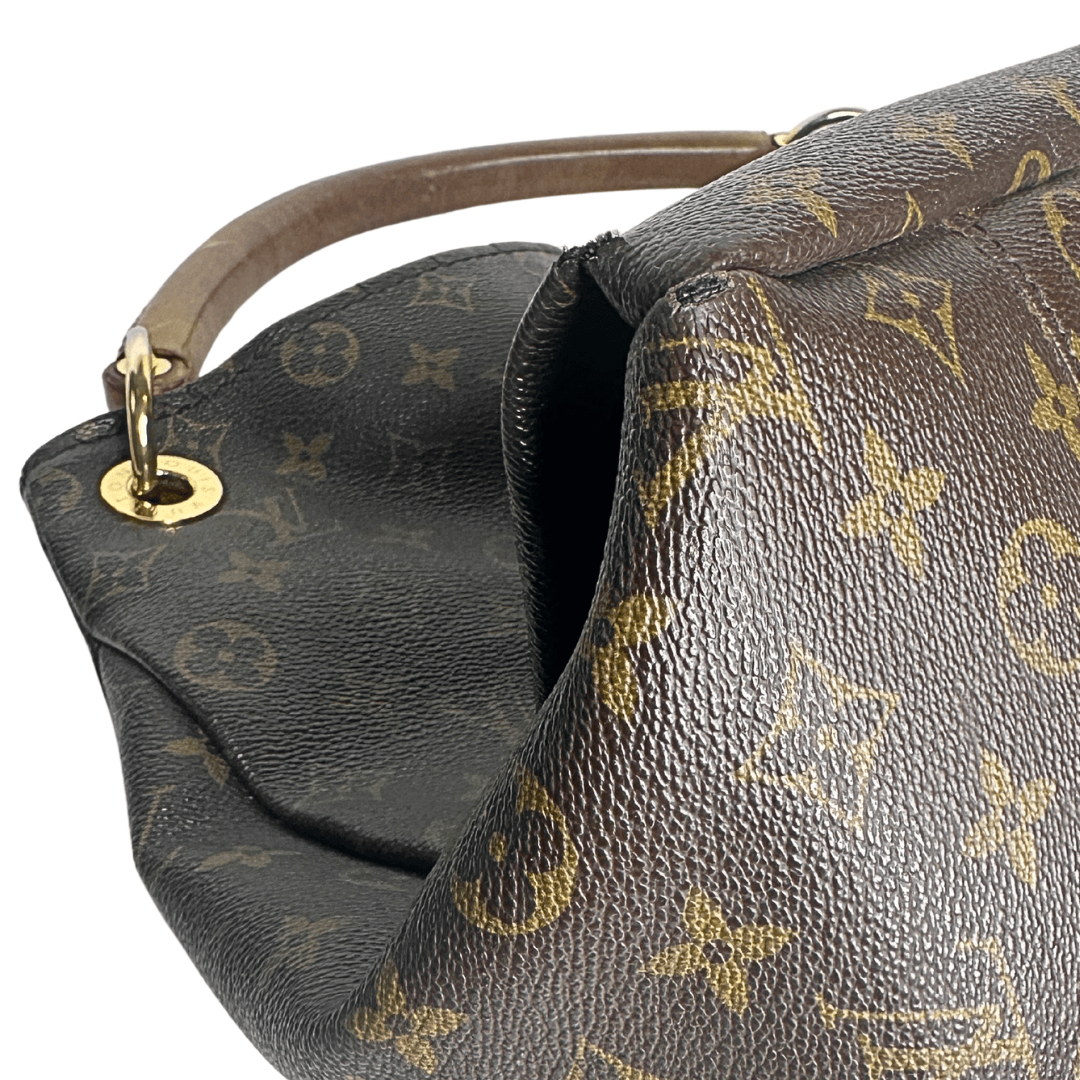 Louis Vuitton Monogram Artsy Bag
