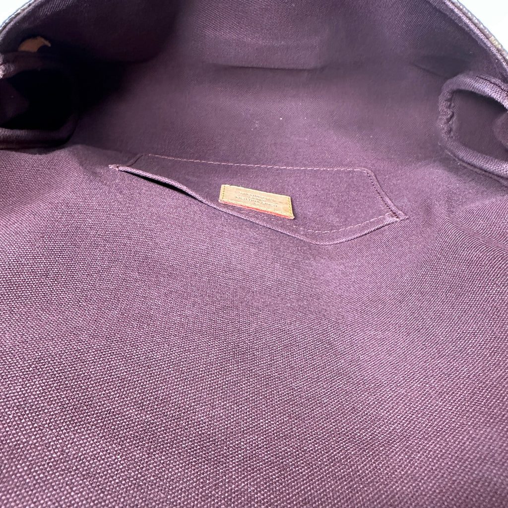 Louis Vuitton Monogram Favorite MM Crossbody