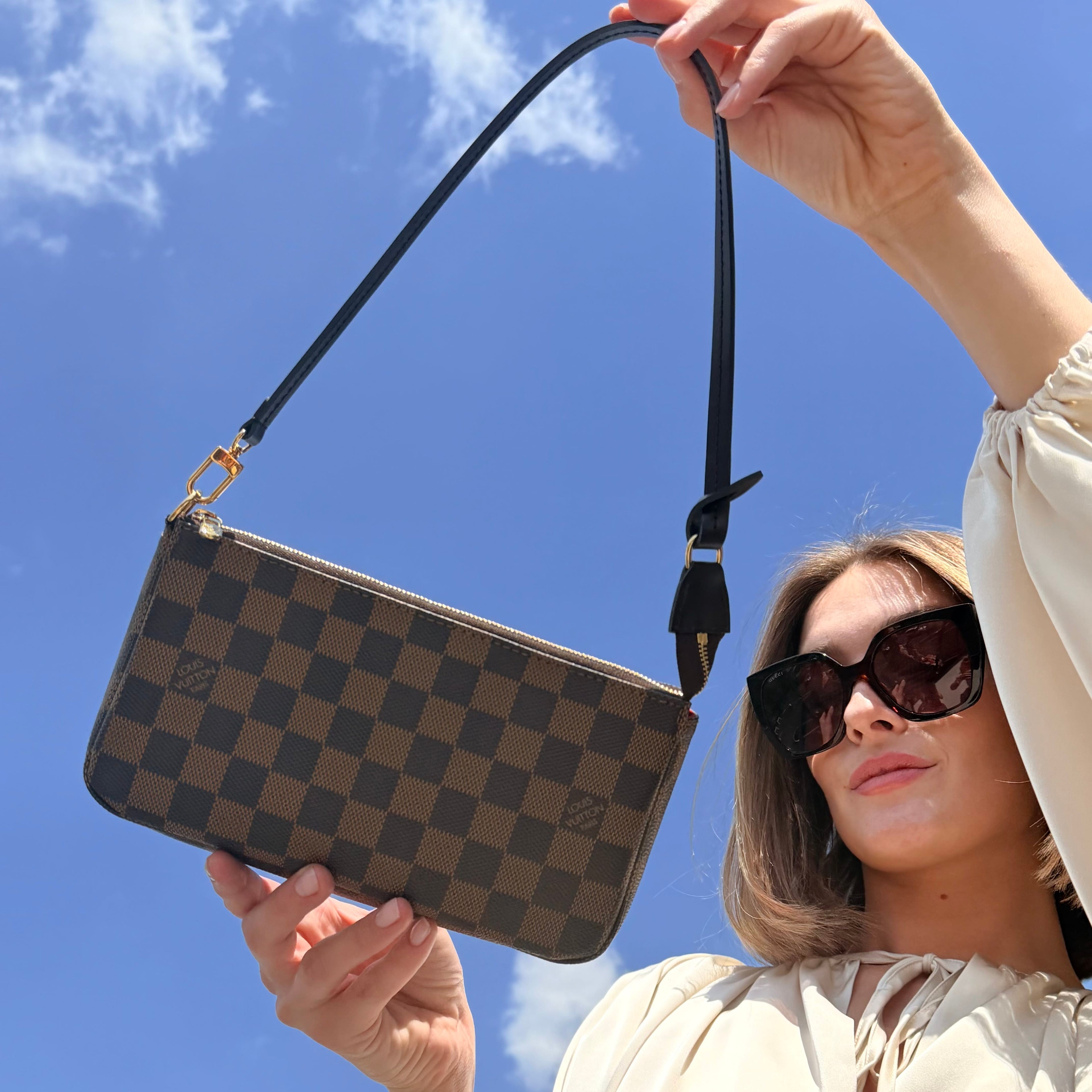 Louis Vuitton Damier Ebene Pochette Accessoires