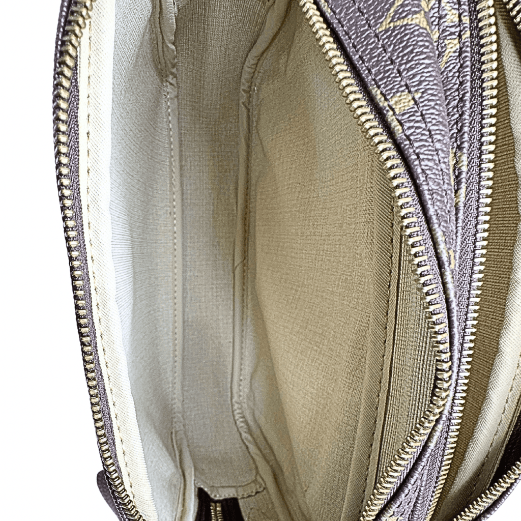 Louis Vuitton Monogram Reporter Messenger Bag