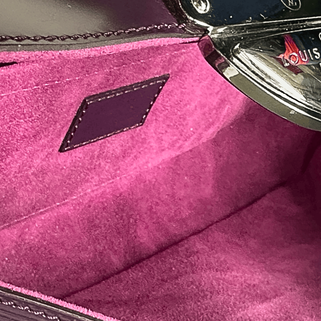 Louis Vuitton Epi Leather Montaigne Pochette Clutch