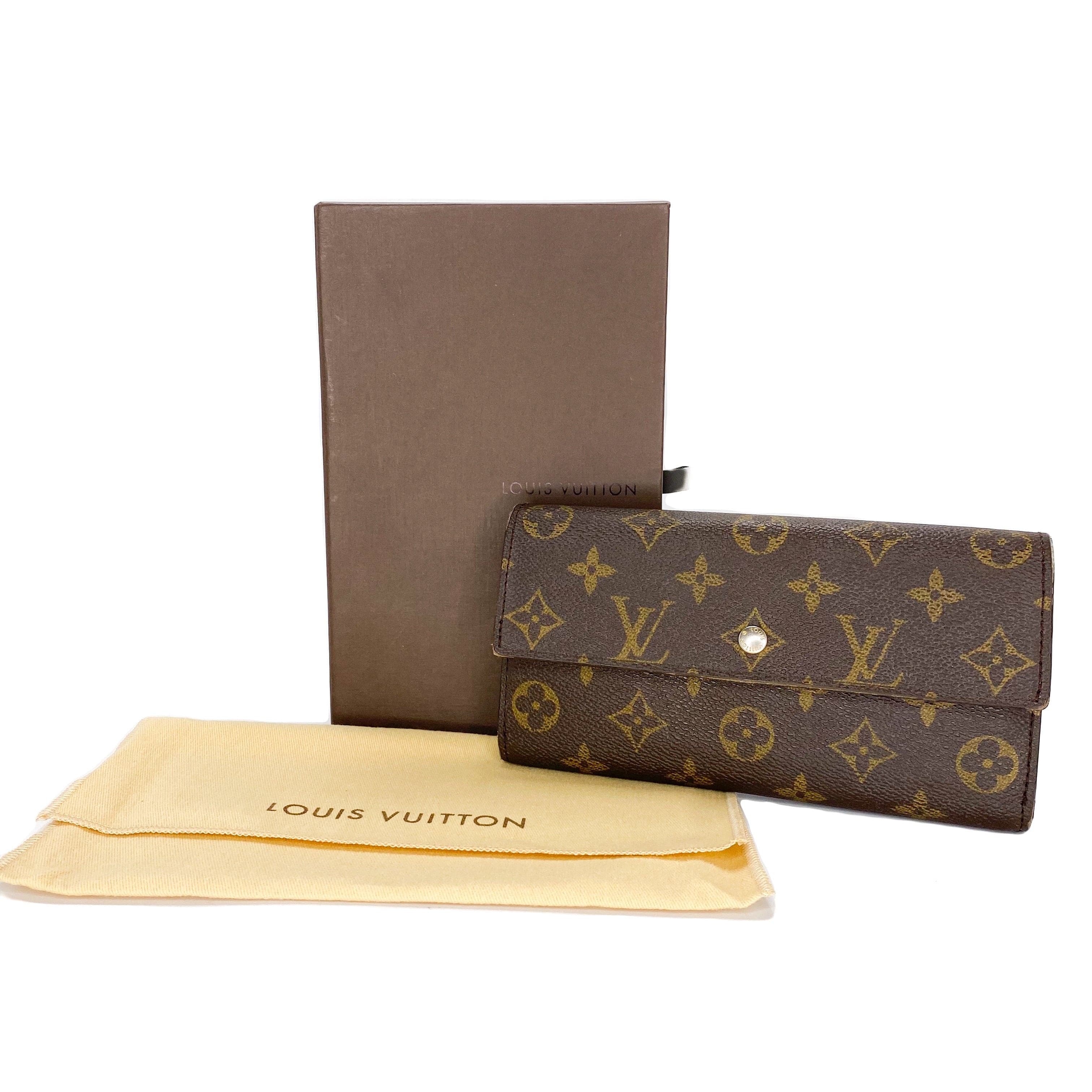 Louis Vuitton Monogram Sarah Wallet