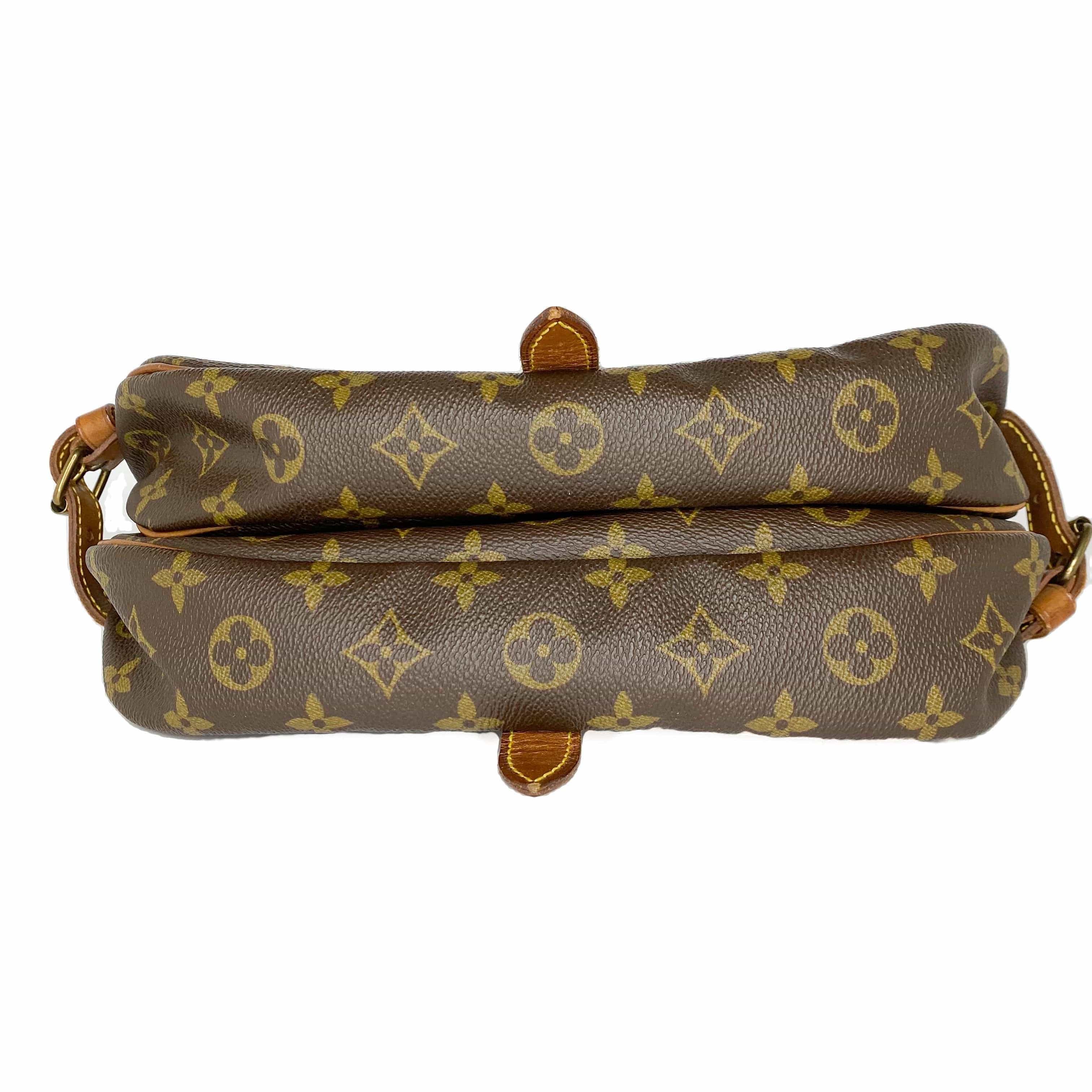 Louis Vuitton Monogram Saumur 30 Crossbody