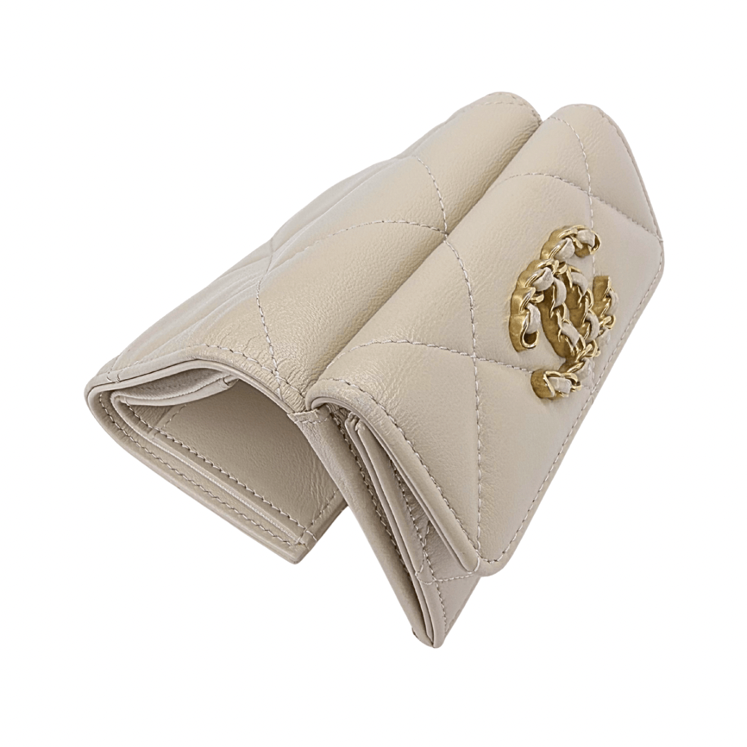 Chanel 19 Quilted Flap Card Case
