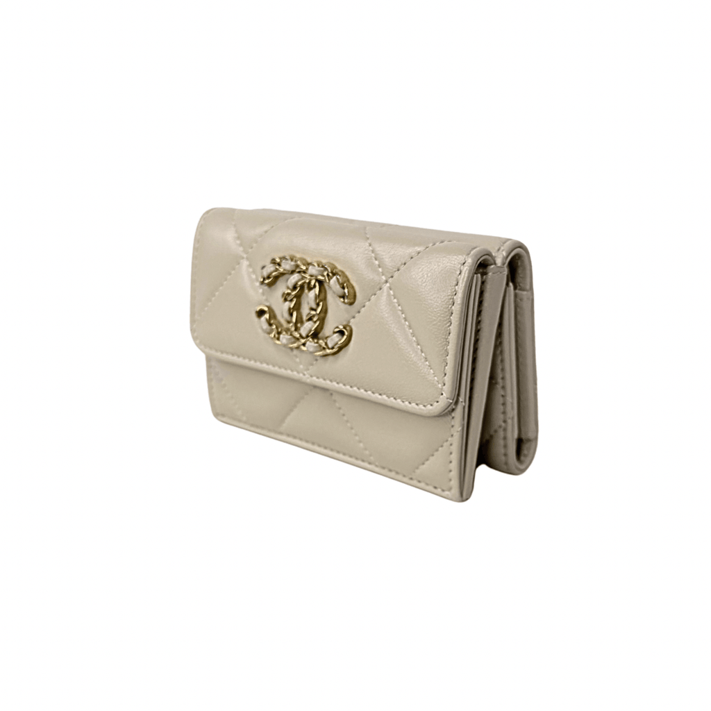 Chanel 19 Quilted Flap Card Case
