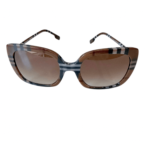 Burberry Black Fashion Cat Eye Sunglasses