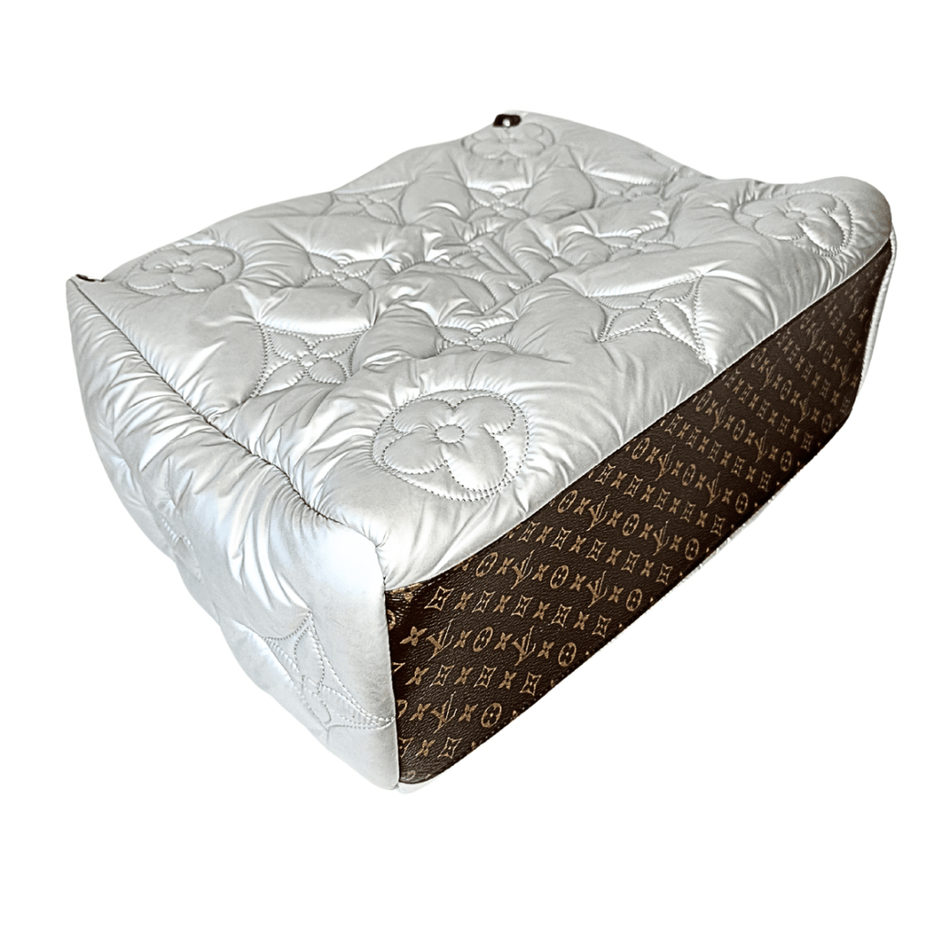 Louis Vuitton Giant Monogram Pillow OnTheGo GM