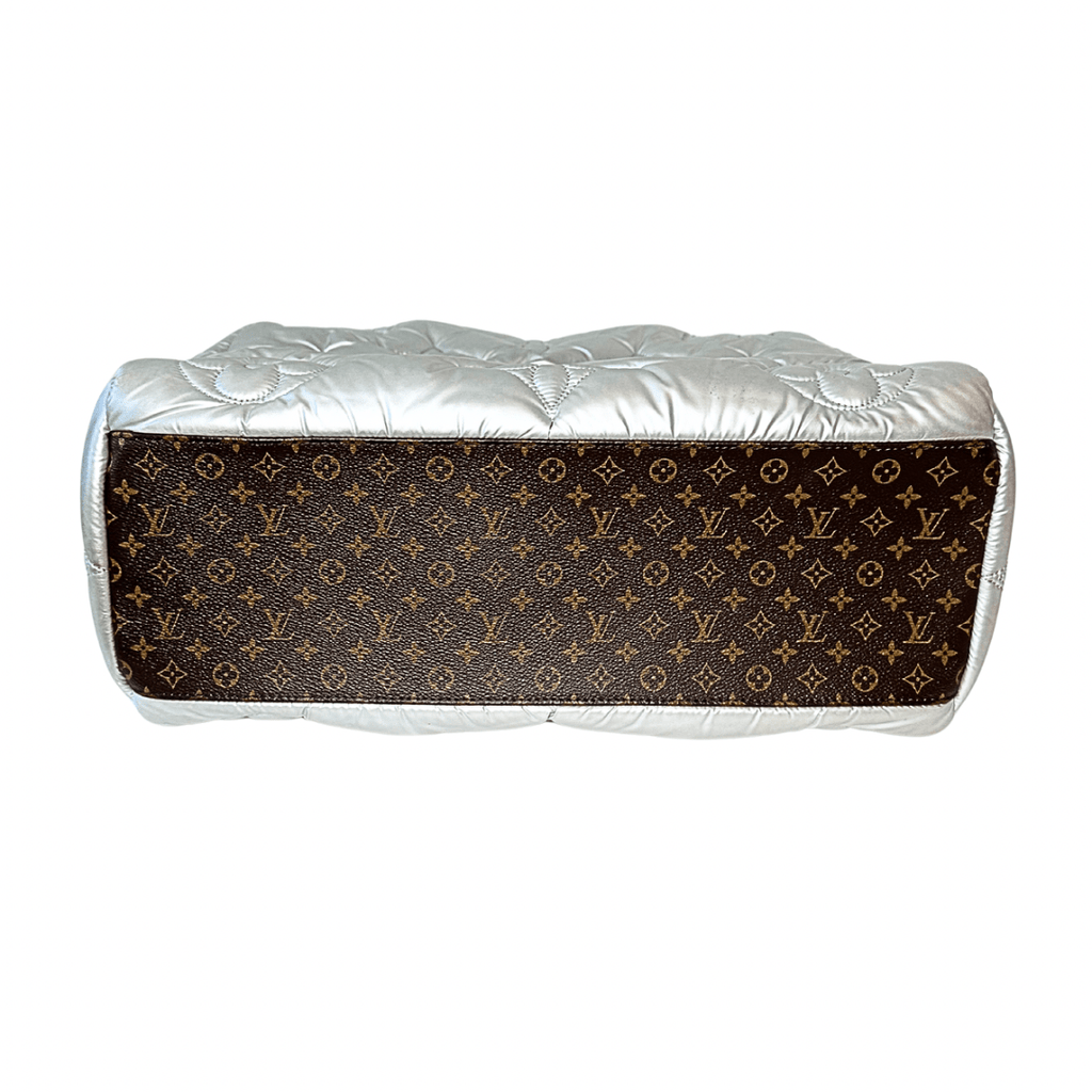 Louis Vuitton Giant Monogram Pillow OnTheGo GM