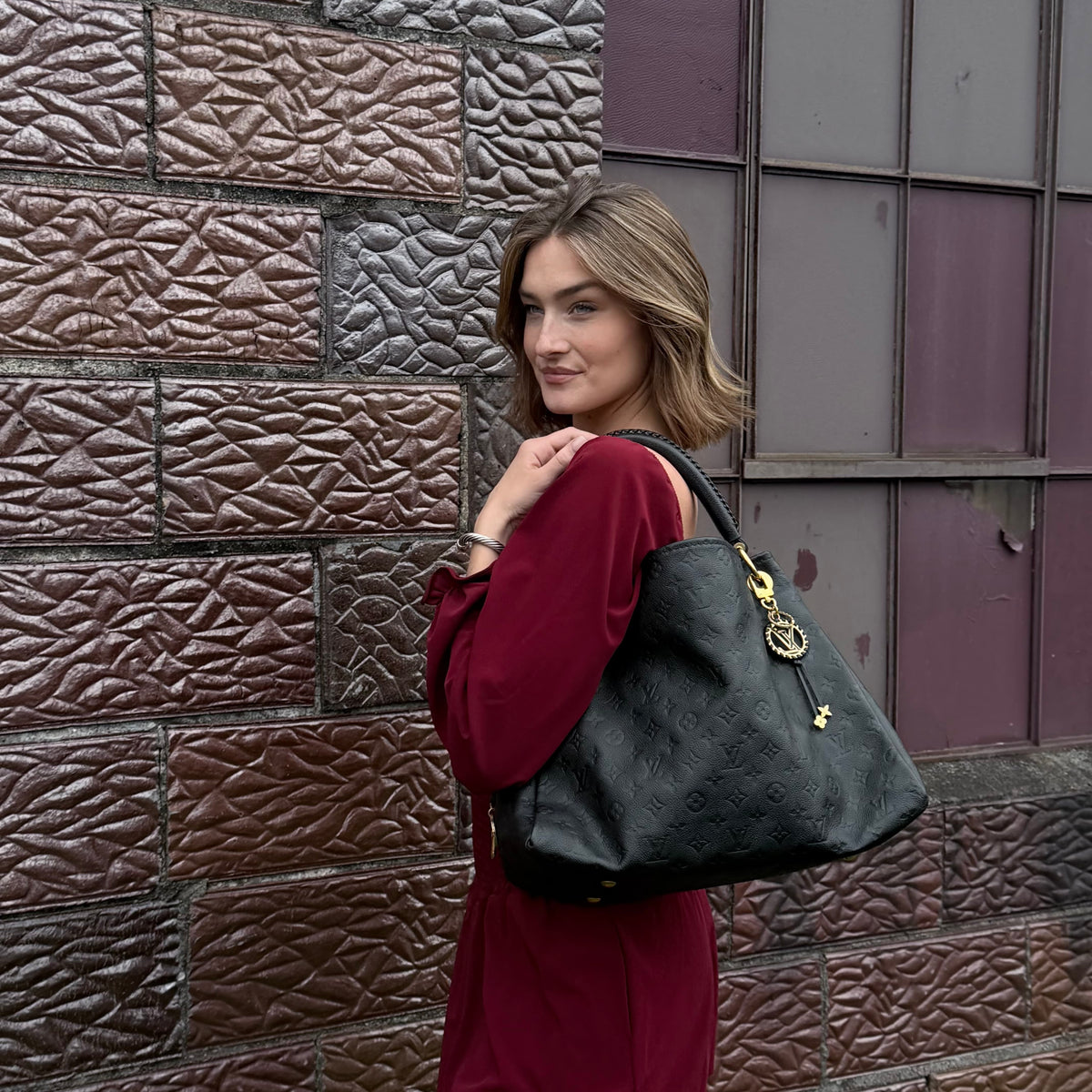 Louis Vuitton Monogram Empreinte Artsy MM