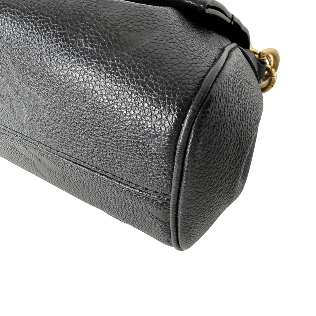 Louis Vuitton Giant Monogram Favorite