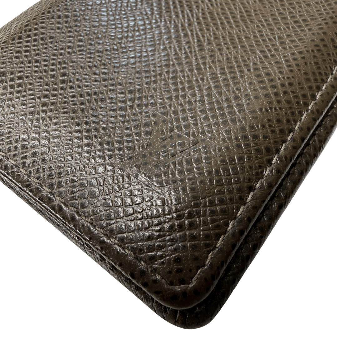 Louis Vuitton Taiga Bifold Card Wallet