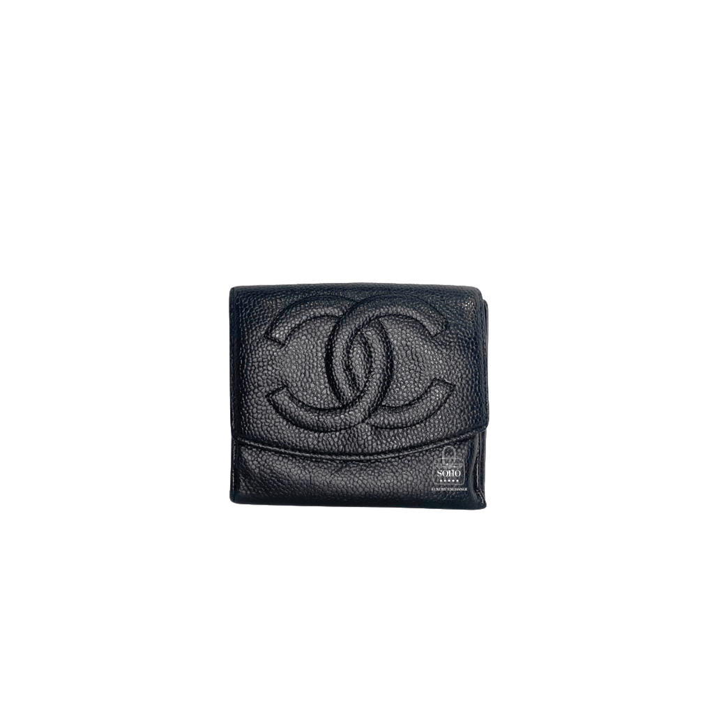 Chanel Leather Compact CC Wallet
