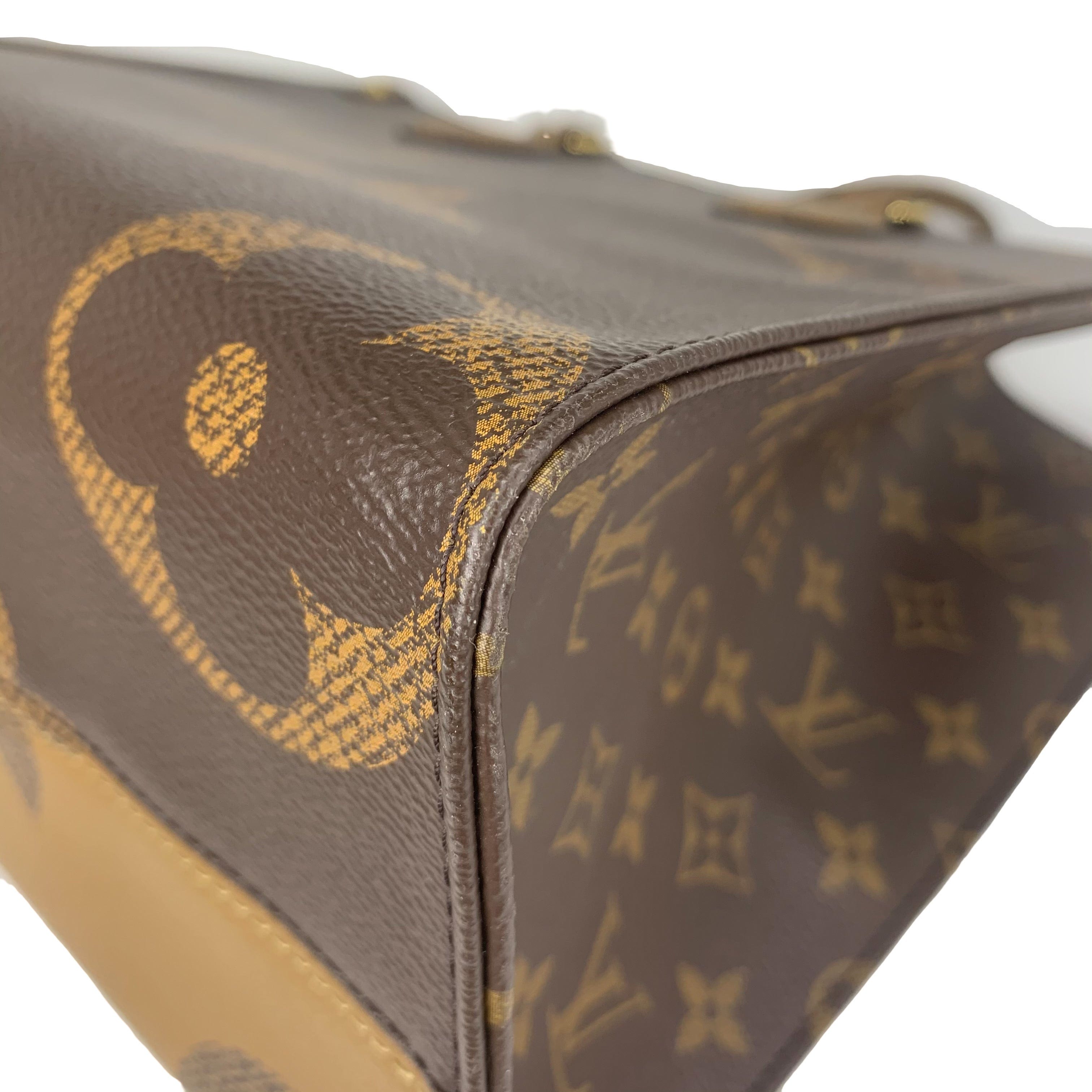 Louis Vuitton Onthego Mm - 46 For Sale on 1stDibs  louis vuitton onthego mm  monogram monogram reverse monogram giant, on the go lv mm, louis vuitton  onthego mm stores