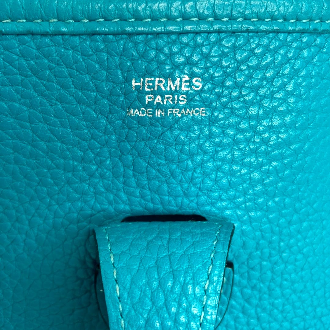 Hermes Gris Tourterelle Taurillon Clemence Leather Evelyne III PM