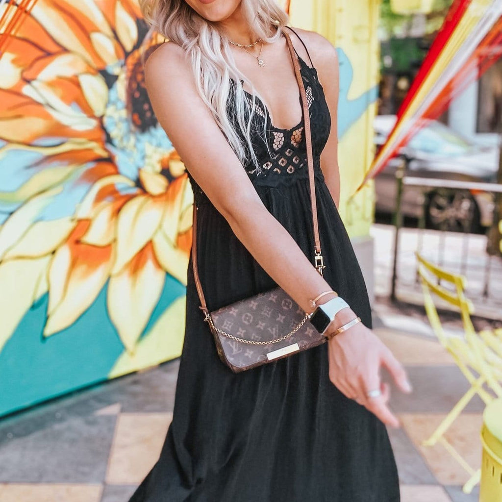 Louis Vuitton Monogram Favorite PM Crossbody