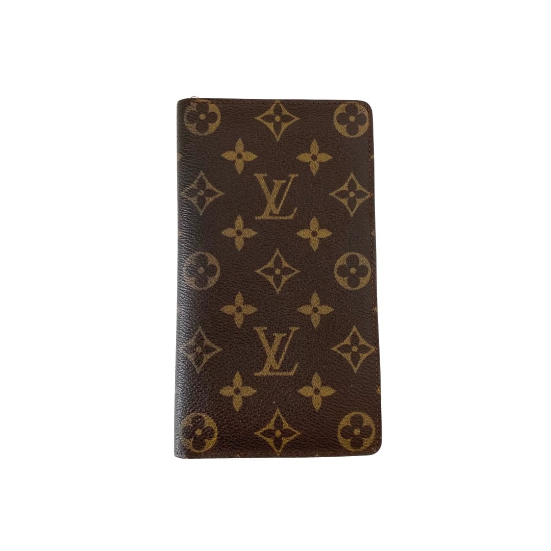 Louis Vuitton Monogram Canvas European Checkbook Cover (SHF-21523) – LuxeDH