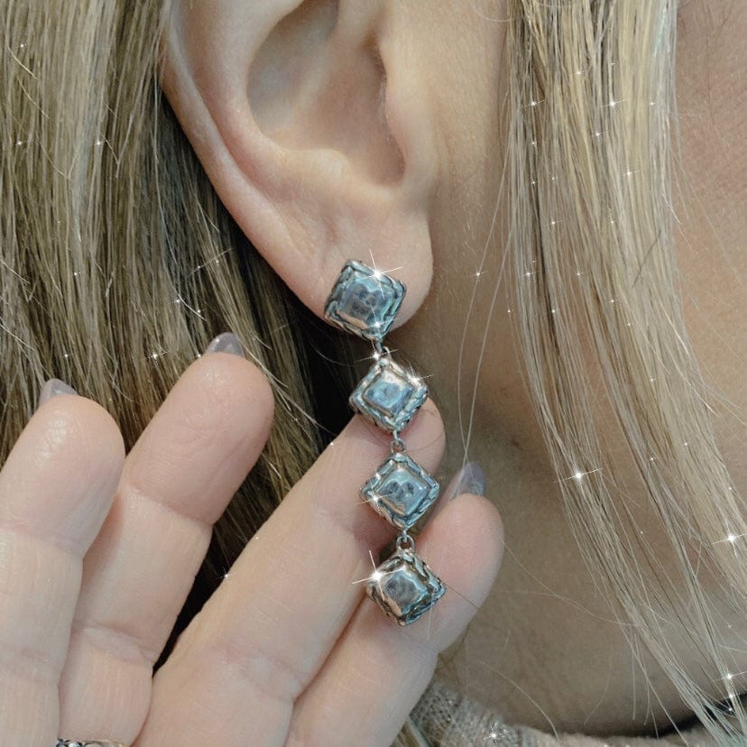 Louis Vuitton Pre-owned Diamond Drop Earrings