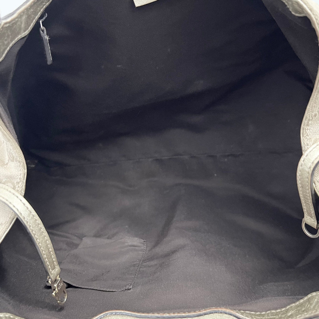 Gucci GG Canvas Abbey D-Ring Tote Bag (SHG-3CMJHZ) – LuxeDH
